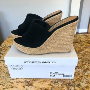 Steve Madden Elleis Slide Wedges; Black Suede; Size 6